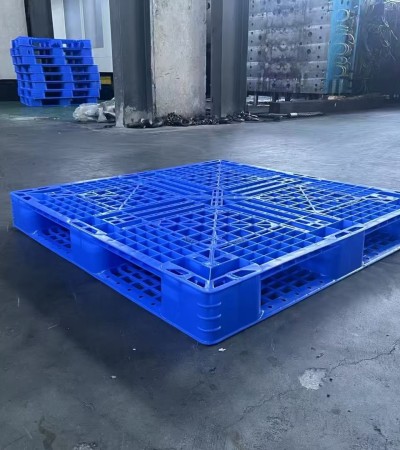 藍色卡板